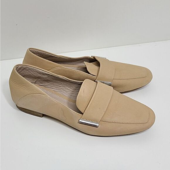 Gianni Bini Beige LeatherĀ OfficeāLoafersāSizeā5.5ā - Picture 2 of 9